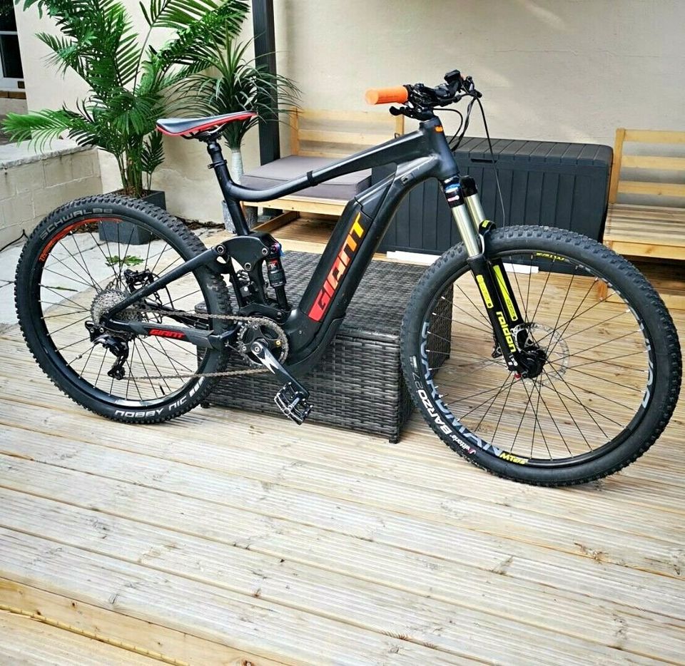 Giant Full E+1 Full Suspension Electric Mountain Bike.