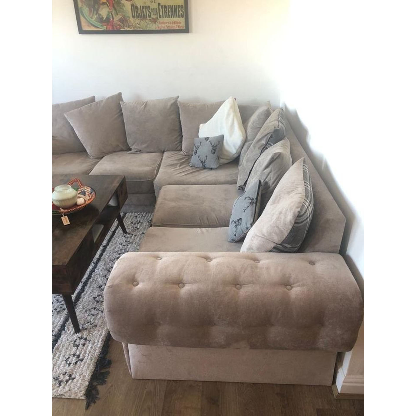 Corner L sofa